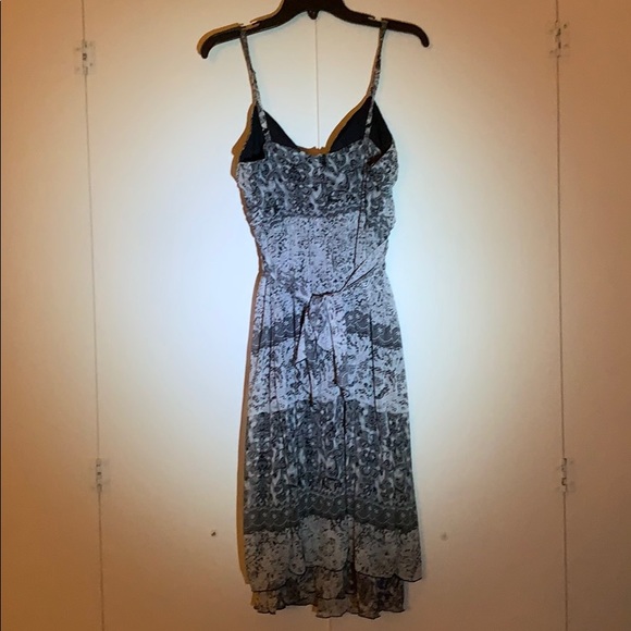 Dress - Picture 4 of 5